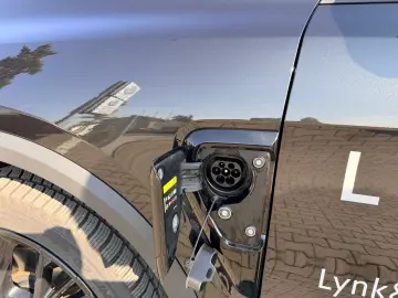 Lynk&Co 01 More