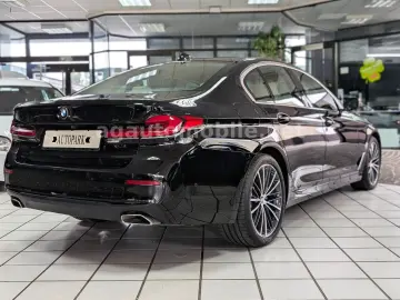 BMW 520d xDrive ACC DrivingAssist Kamera Leder