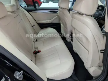 BMW 520d xDrive ACC DrivingAssist Kamera Leder