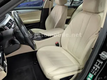 BMW 520d xDrive ACC DrivingAssist Kamera Leder
