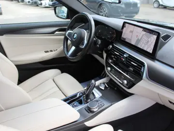 BMW 520d Tour.xDrive M Sportpaket DAB 20 Zoll Kamera