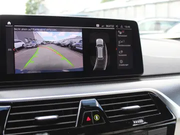 BMW 520d Tour.xDrive M Sportpaket DAB 20 Zoll Kamera