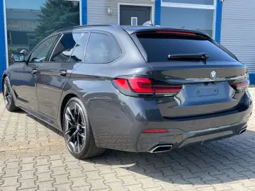 BMW 530d T xDrive M-SPORT SHADOW LASER LEDER HUD
