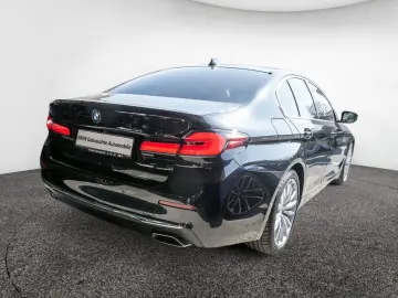 BMW 530d xDrive Luxury Line STANDHZ LEDER H K AKTIVL