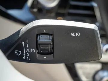 BMW 530d xDrive Luxury Line STANDHZ LEDER H K AKTIVL