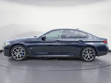BMW 540d xDrive M Sportpaket Head-Up AHK RFK Komfort