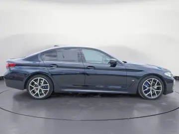 BMW 540d xDrive M Sportpaket Head-Up AHK RFK Komfort