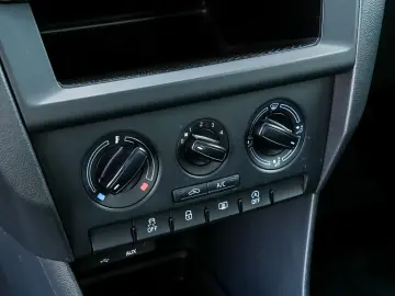 SKODA RAPID SPACEBACK