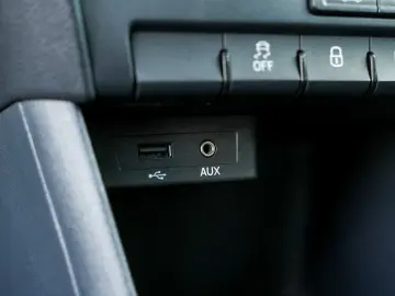 SKODA RAPID SPACEBACK