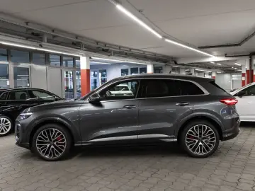 AUDI Q5 TFSI quattro 150 kW S tronic