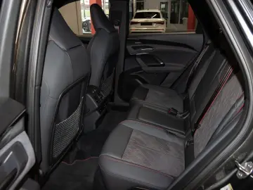 AUDI Q5 TFSI quattro 150 kW S tronic