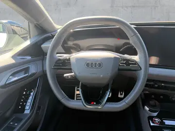 AUDI A6 Avant e-tron QU S-LINE MATRIX HuD B&O AIR AHK