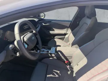 AUDI A6 Avant e-tron QU S-LINE MATRIX HuD B&O AIR AHK