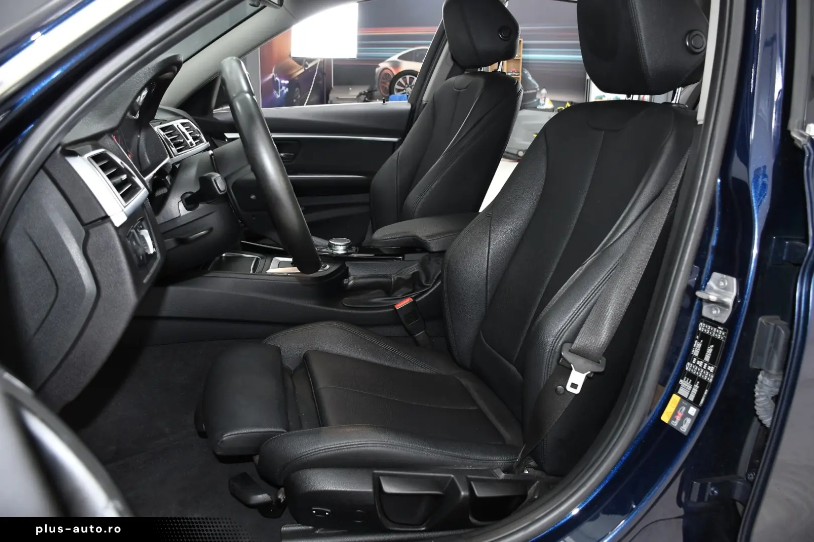 BMW Seria 3 330e iPerformance Sport Line