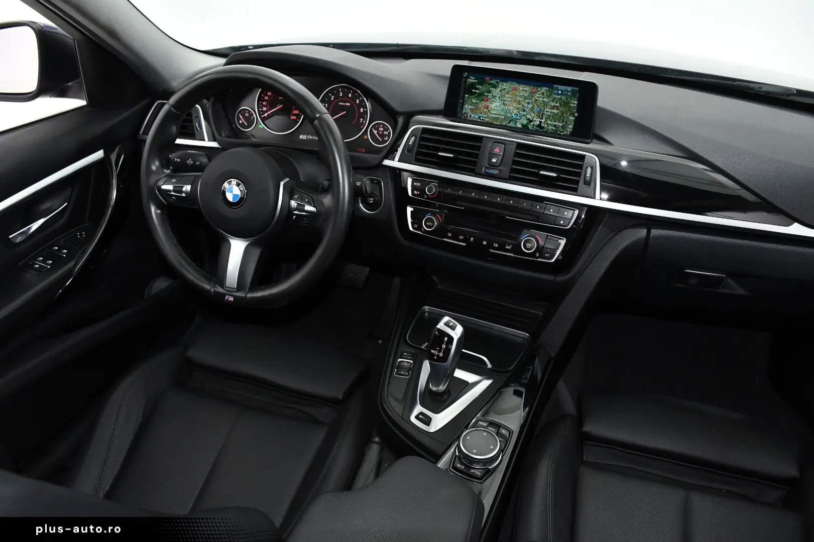 BMW Seria 3 330e iPerformance Sport Line