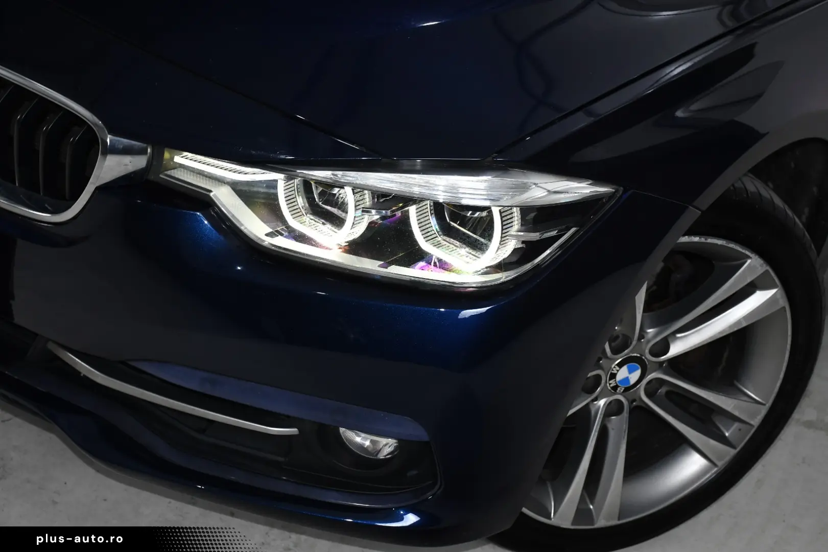 BMW Seria 3 330e iPerformance Sport Line