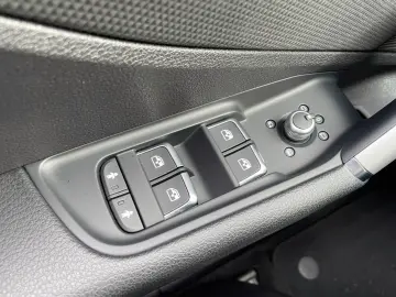 AUDI Q2 35 TDI quattro