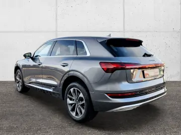 AUDI e-tron advanced 50 quattro 230 kW
