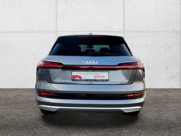 AUDI e-tron advanced 50 quattro 230 kW