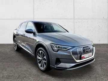 AUDI e-tron advanced 50 quattro 230 kW