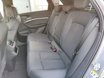 AUDI e-tron advanced 50 quattro 230 kW