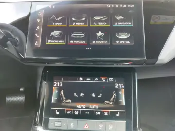 AUDI e-tron advanced 50 quattro 230 kW