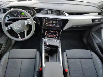 AUDI e-tron advanced 50 quattro 230 kW