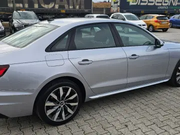 AUDI A4 Lim. 40TDI Quattro Virtual LED Kamera Carplay