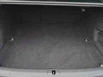 AUDI A4 Lim. 40TDI Quattro Virtual LED Kamera Carplay