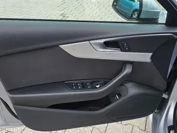 AUDI A4 Lim. 40TDI Quattro Virtual LED Kamera Carplay