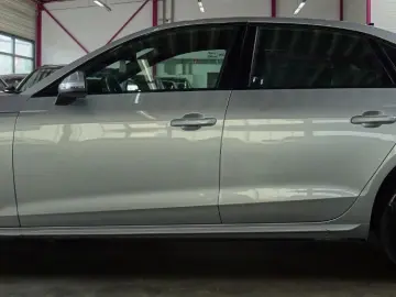 AUDI A4 40 2.0 TDI QUATTRO