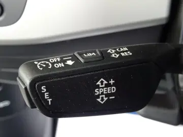 AUDI A4 40 2.0 TDI QUATTRO