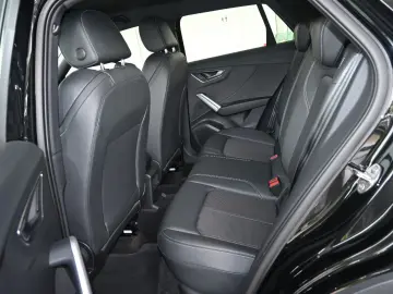 AUDI Q2 35 TDI qu S-Line LED Navi Leder Kamera 19