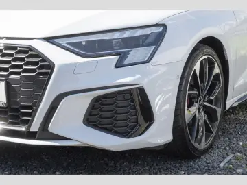 AUDI A3 Limousine 40 TFSI quattro S line