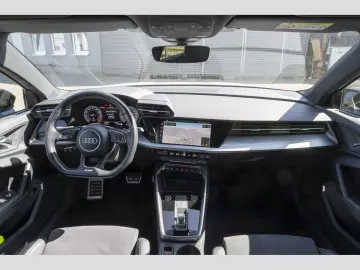 AUDI A3 Limousine 40 TFSI quattro S line