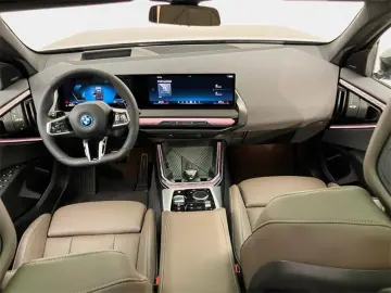 BMW X3 30e xDrive M Sport Pro AHK Innovation Pano