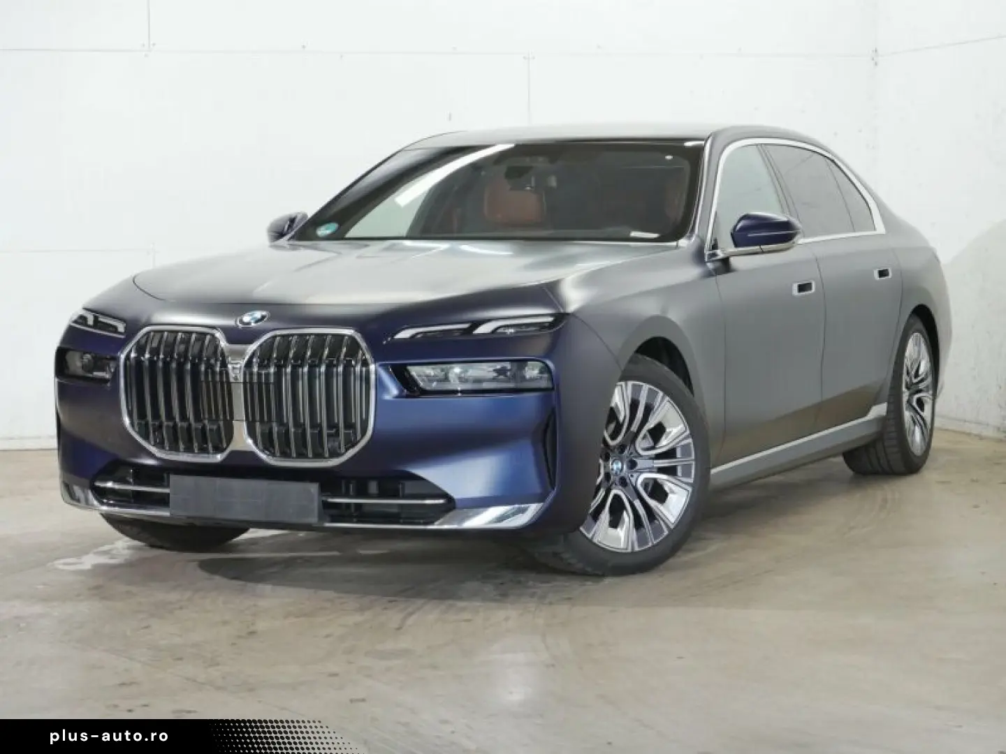 BMW 740d xDr Individual UVP172439.-. Fond Entertain.