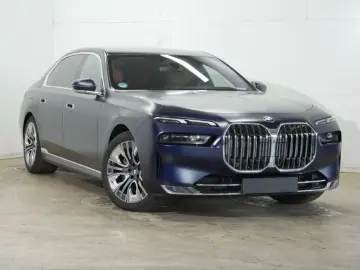BMW 740d xDr Individual UVP172439.-. Fond Entertain.