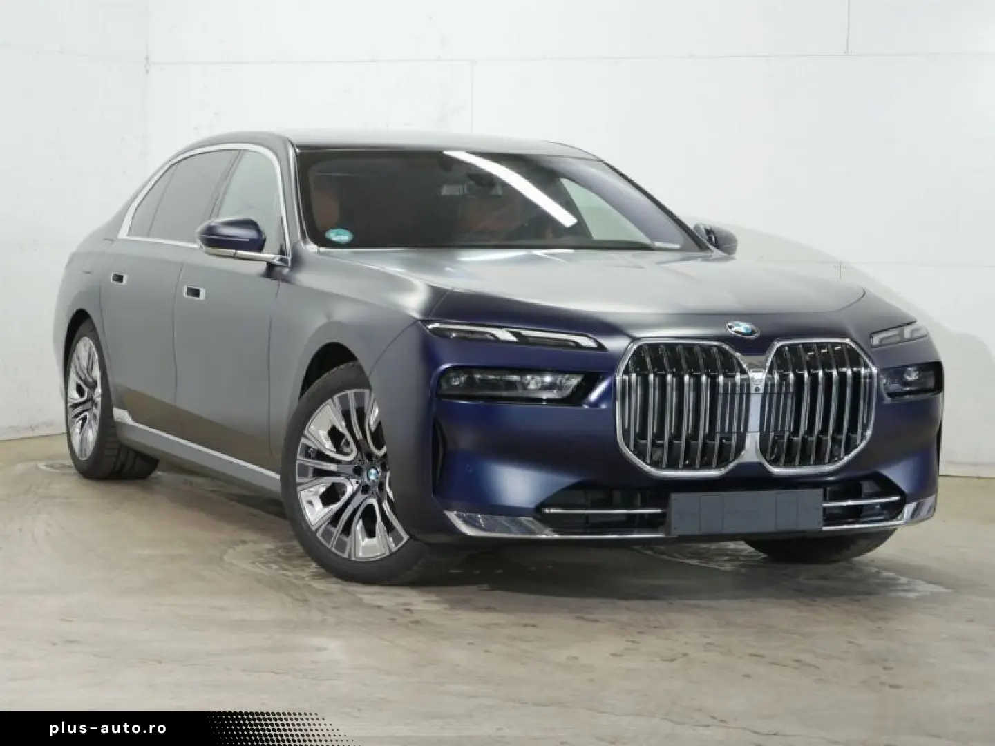 BMW 740d xDr Individual UVP172439.-. Fond Entertain.
