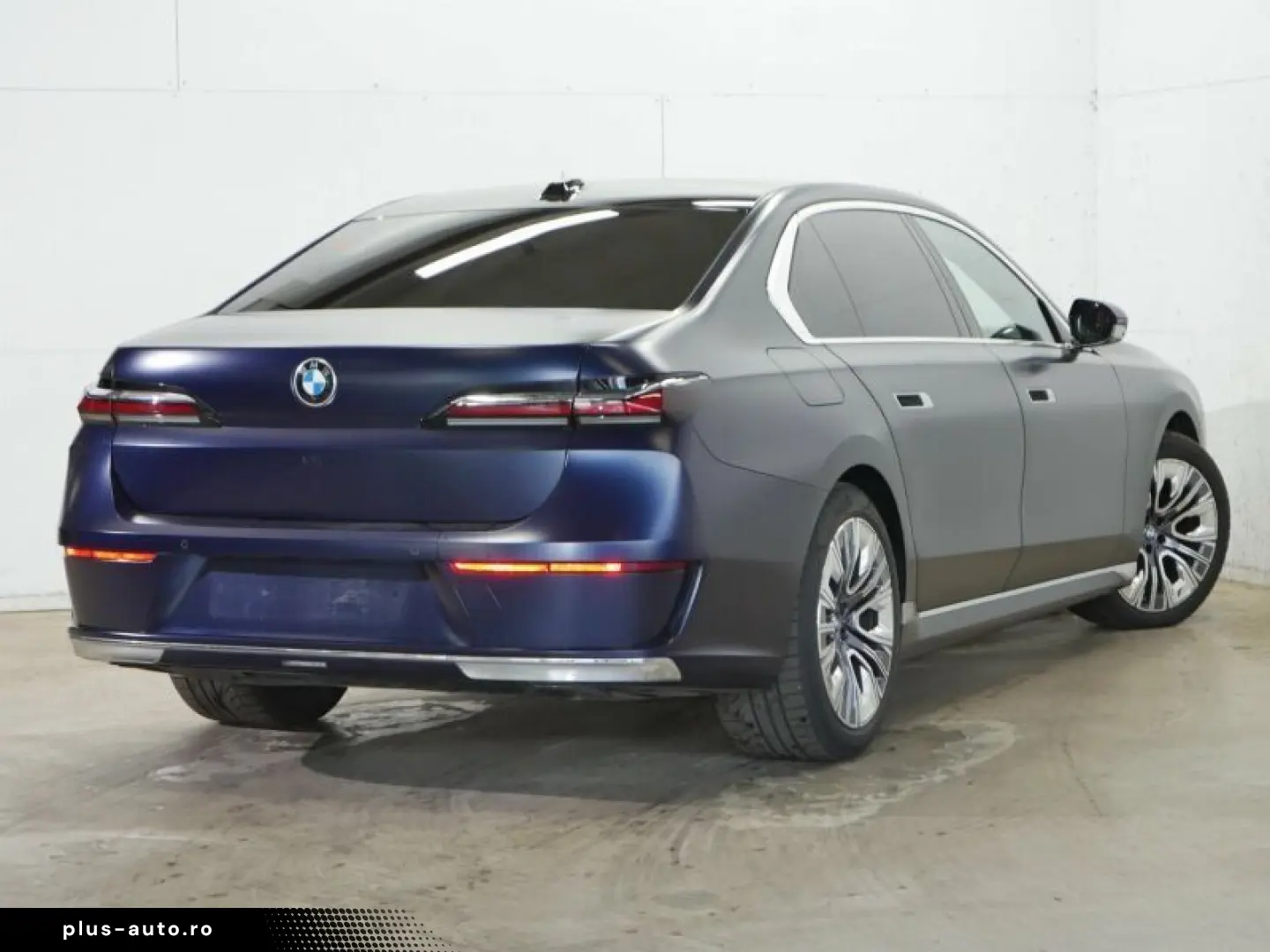 BMW 740d xDr Individual UVP172439.-. Fond Entertain.