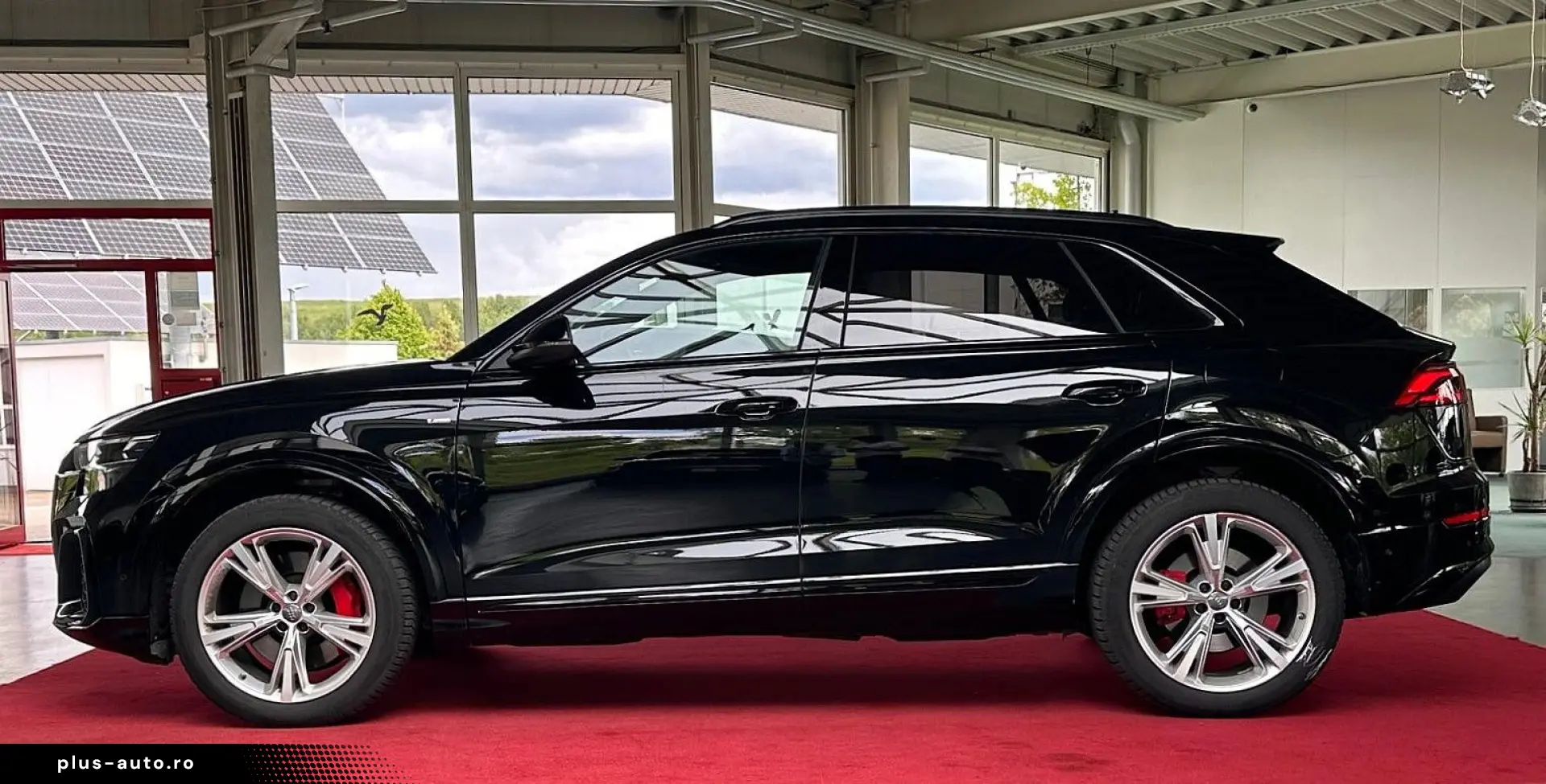 AUDI Q8 60 TFSI e quattro S LINE  HUD PANO AHK 360