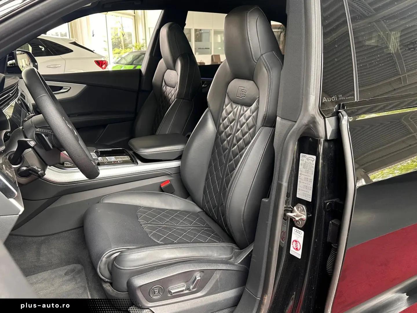 AUDI Q8 60 TFSI e quattro S LINE  HUD PANO AHK 360