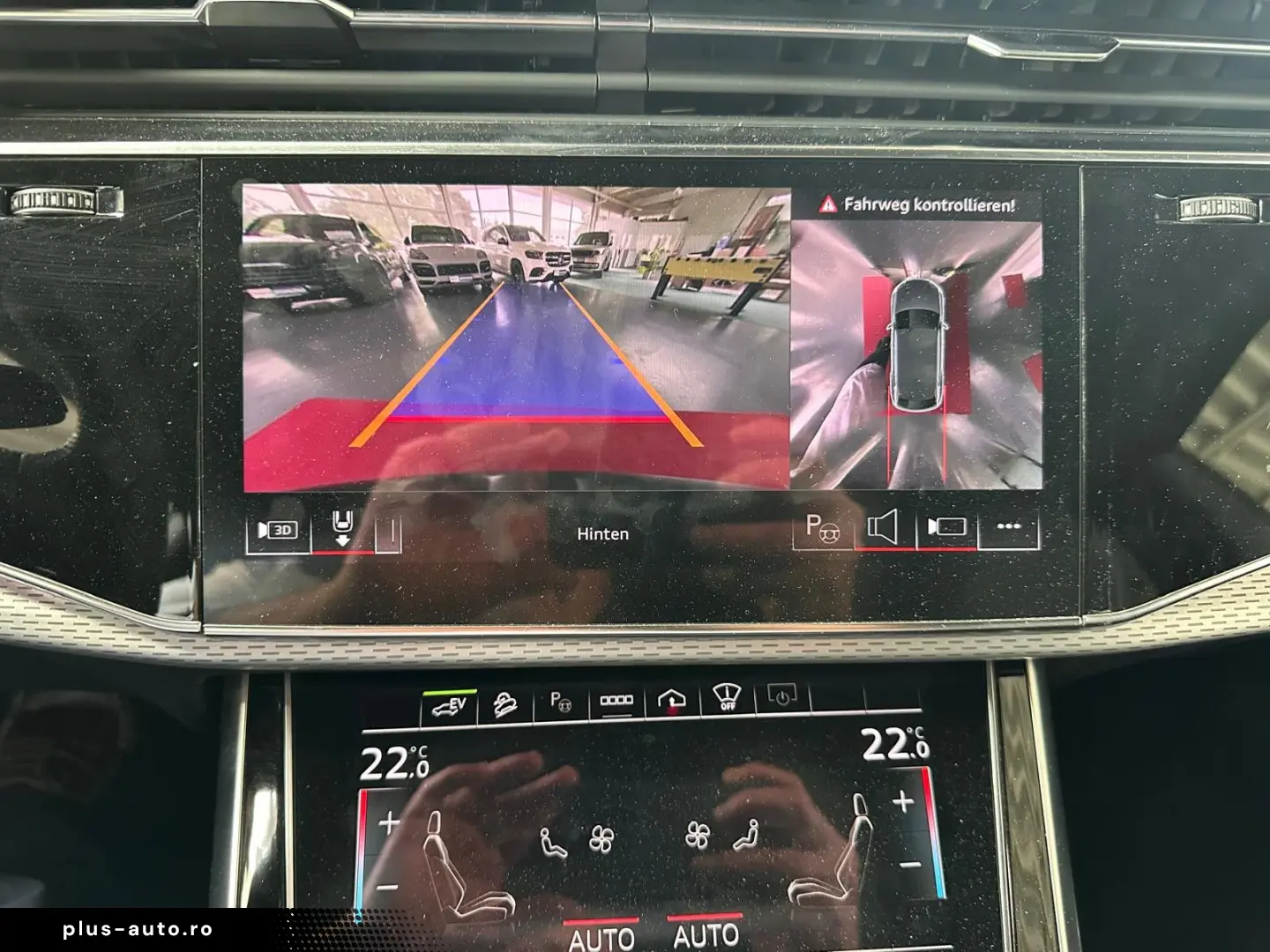 AUDI Q8 60 TFSI e quattro S LINE  HUD PANO AHK 360