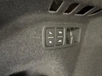 AUDI Q8 60 TFSI e quattro S LINE  HUD PANO AHK 360