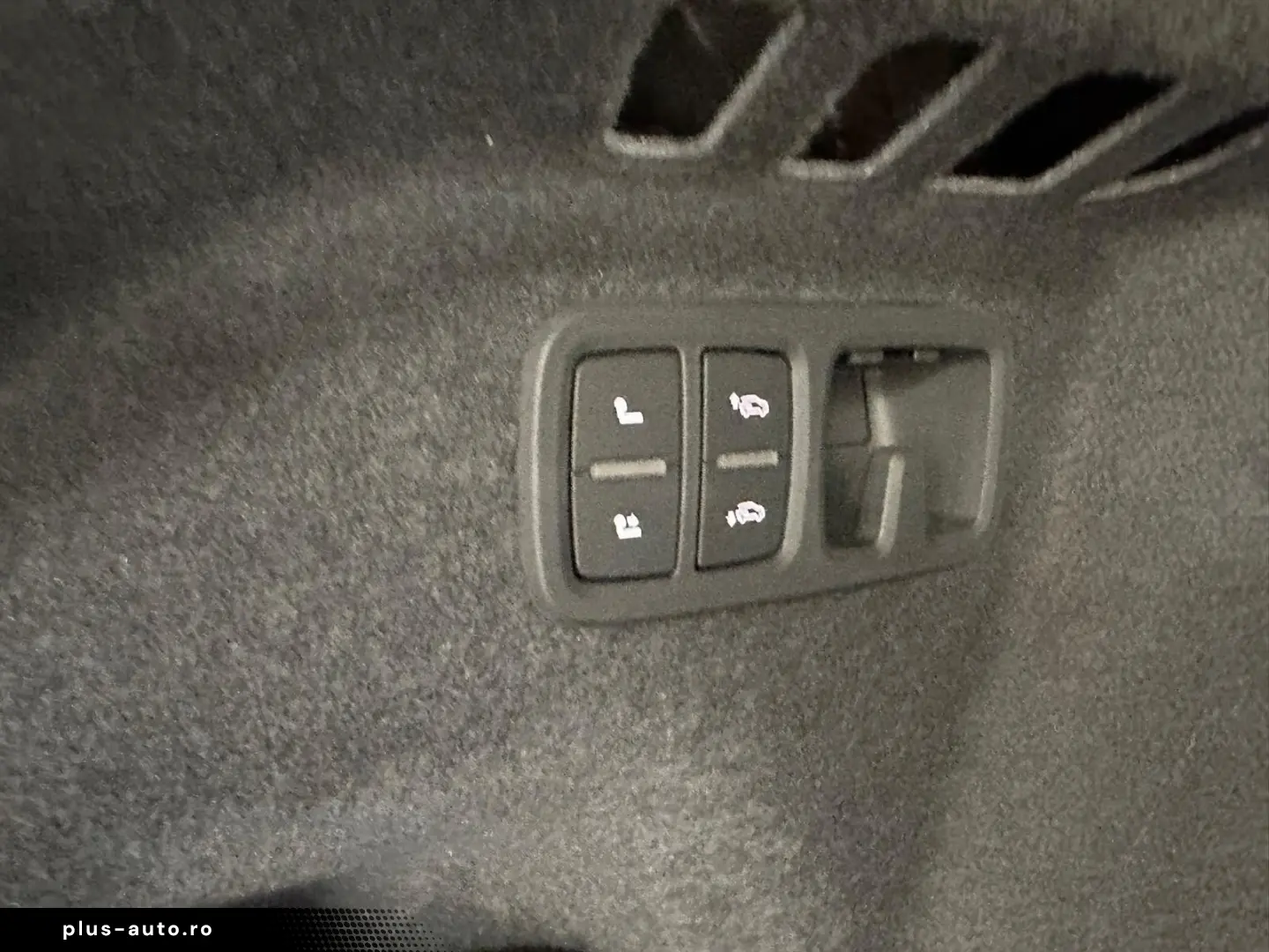 AUDI Q8 60 TFSI e quattro S LINE  HUD PANO AHK 360