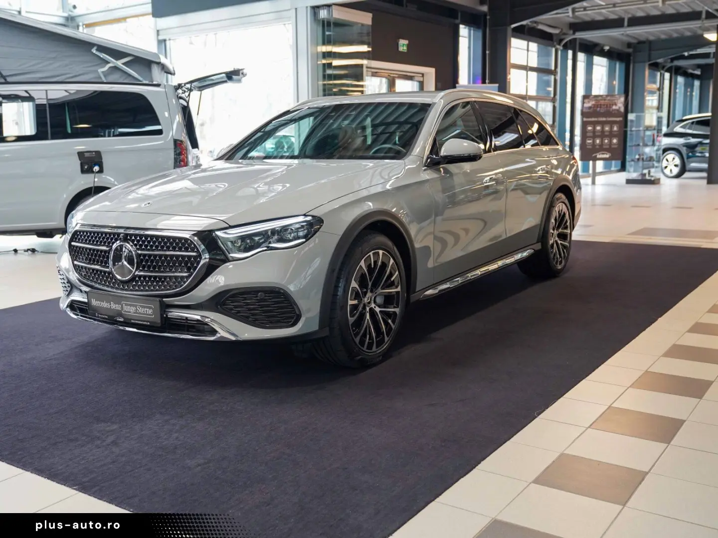 MERCEDES-BENZ E 450 d T 4M All-Terrain alpingrau Superscreen