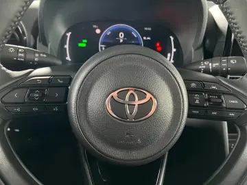 Toyota Yaris Cross 1 5 Teamplayer