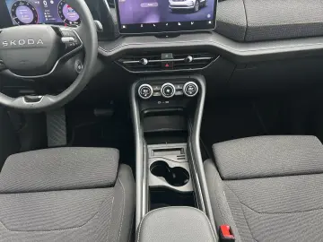Skoda KODIAQ 2.0 TSI DSG 4x4 SELECTION   PANO   AHK