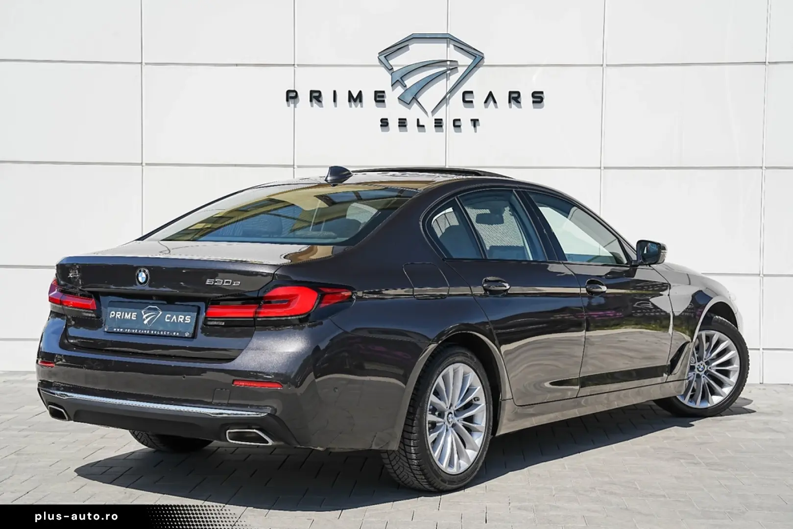 BMW Seria 5 530e xDrive Aut. Luxury Line