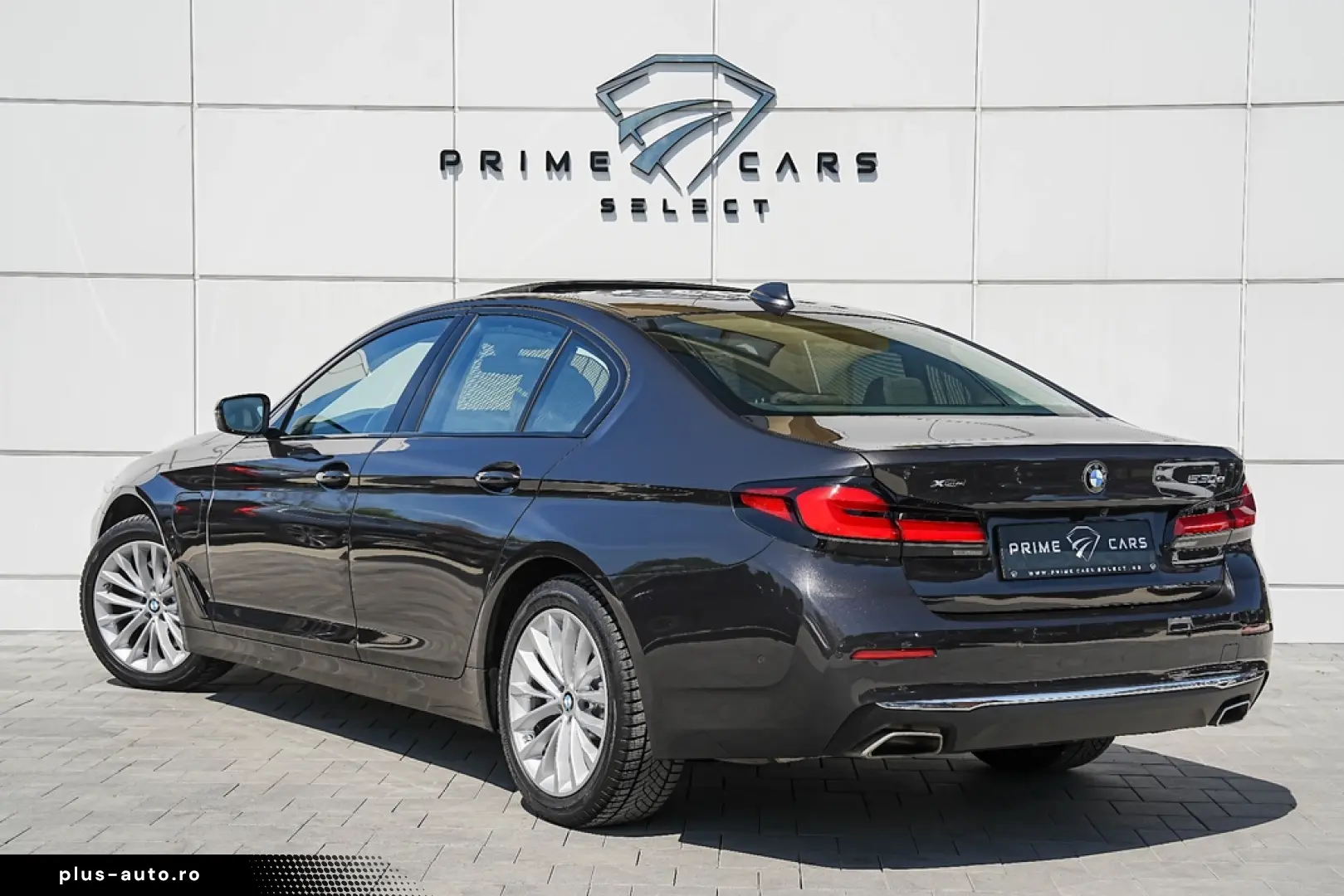 BMW Seria 5 530e xDrive Aut. Luxury Line